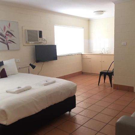 Lake Central Cairns Exterior foto