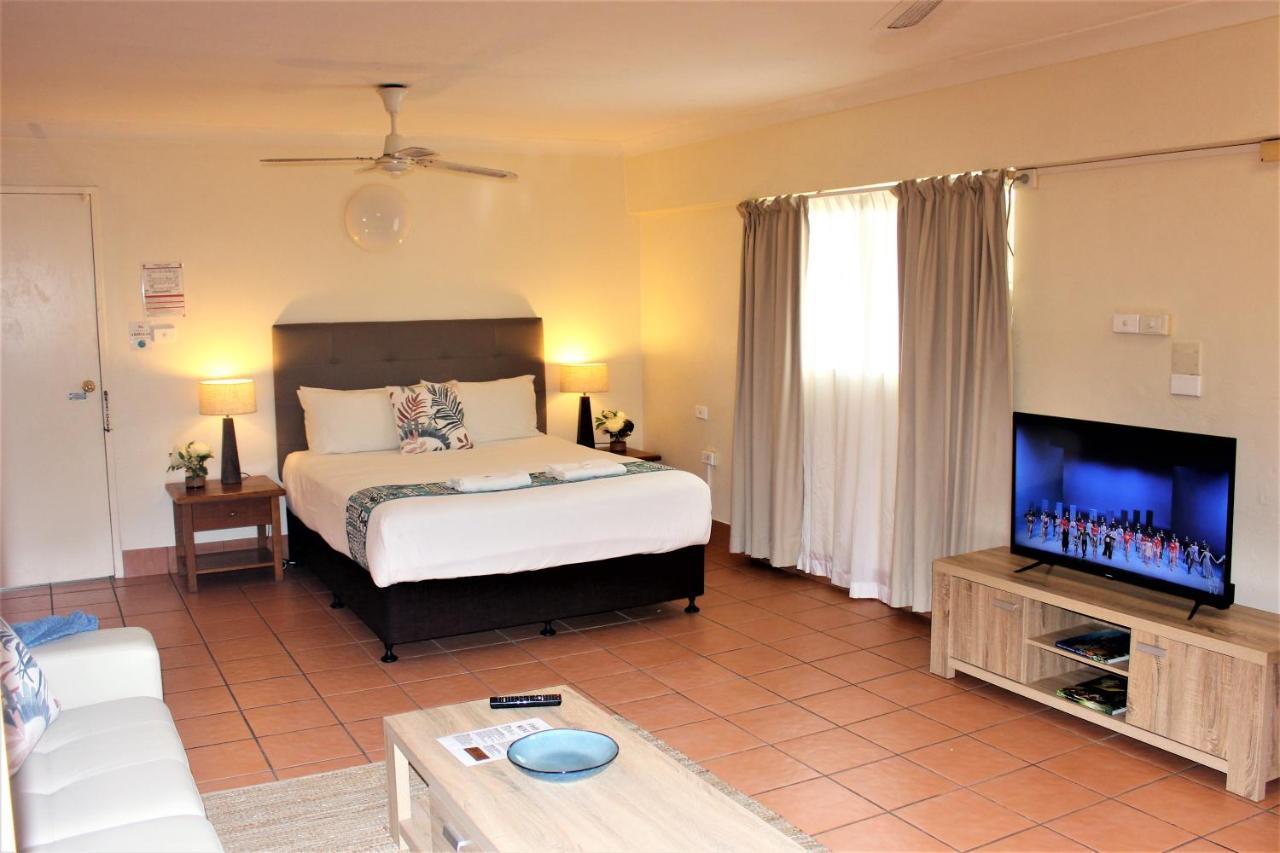 Lake Central Cairns Exterior foto