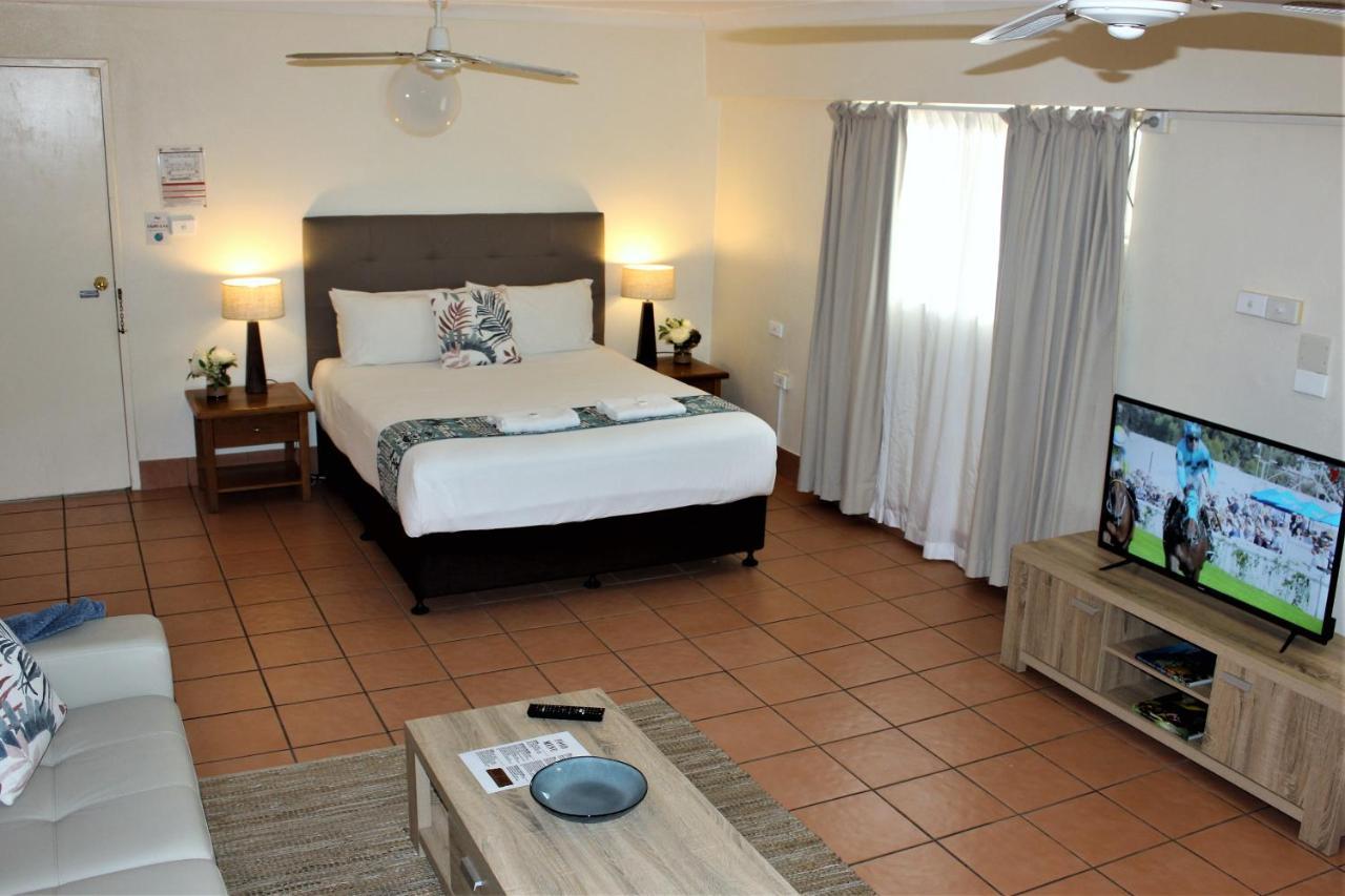 Lake Central Cairns Exterior foto